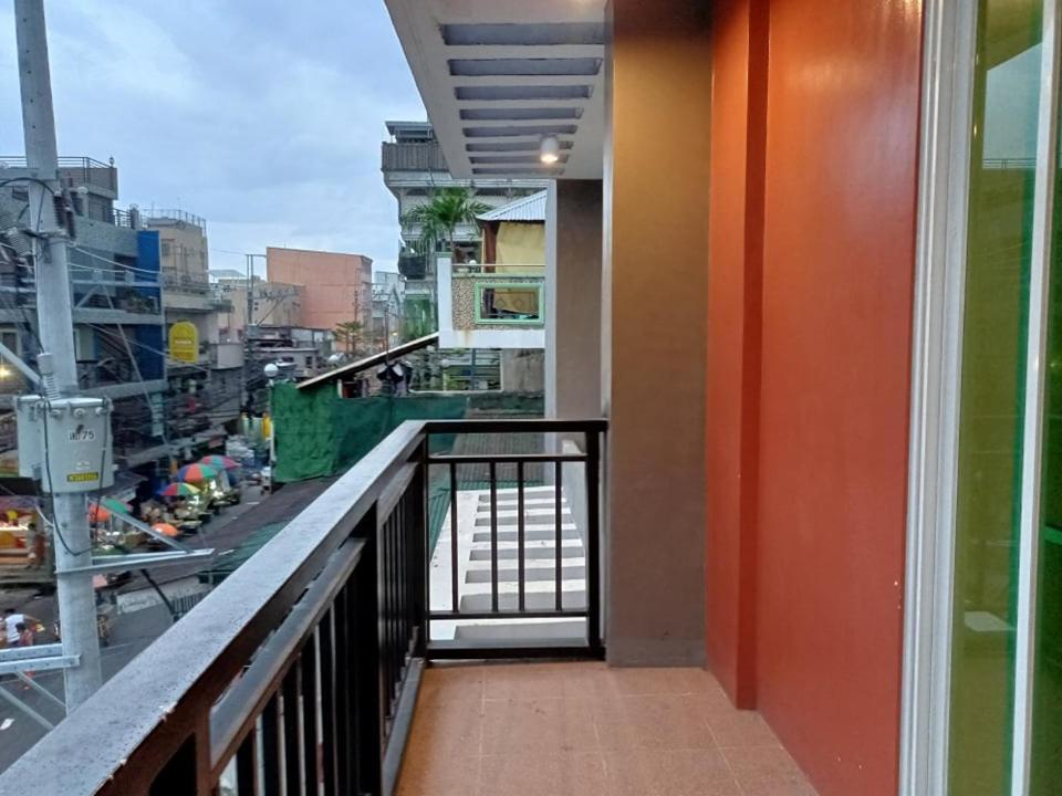 Spacious Cozy Room For Rent Near Naia Pasay Exterior photo
